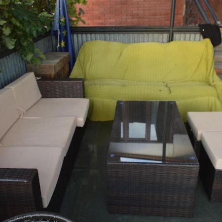 Terasa Mtacminda Appartement Tbilisi Buitenkant foto