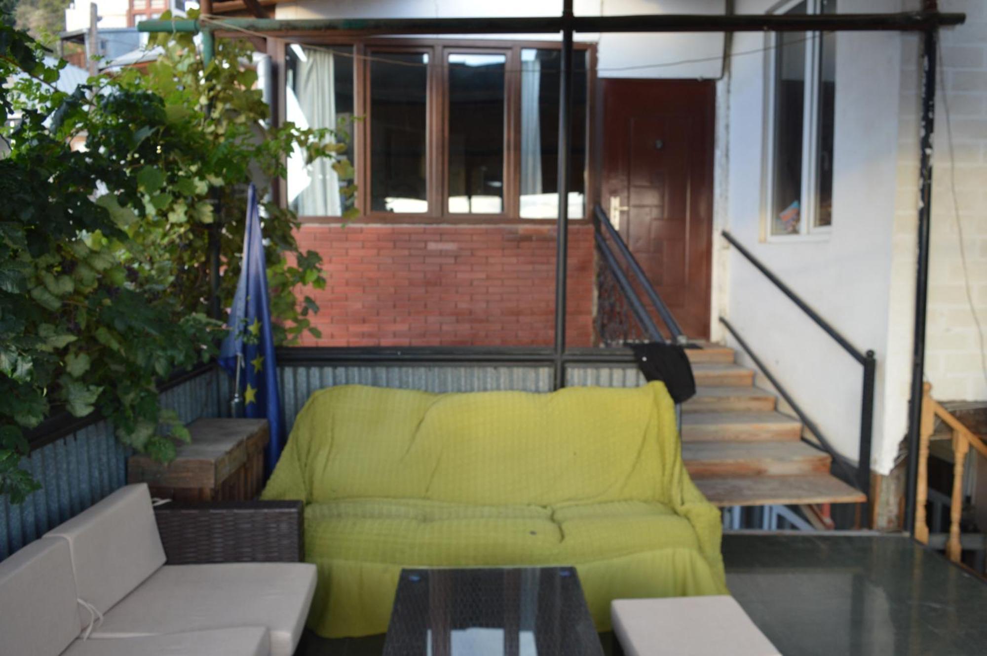 Terasa Mtacminda Appartement Tbilisi Buitenkant foto