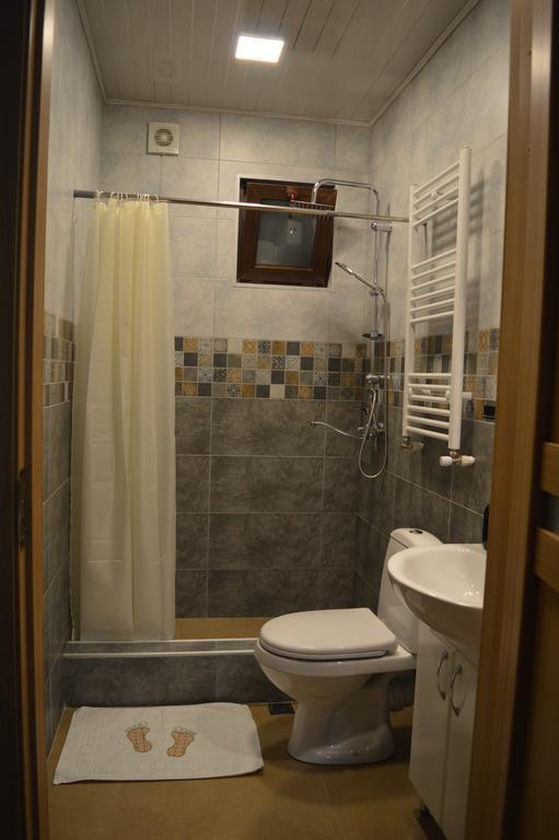Terasa Mtacminda Appartement Tbilisi Buitenkant foto