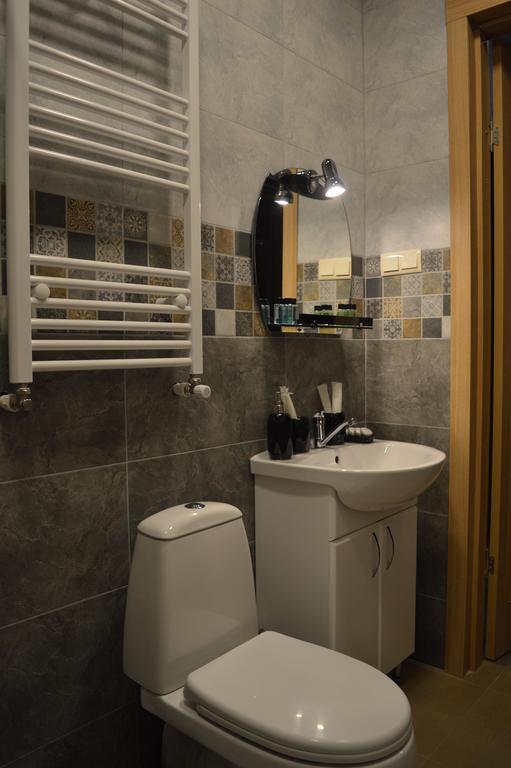 Terasa Mtacminda Appartement Tbilisi Buitenkant foto