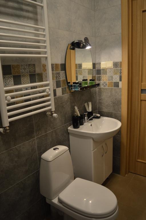 Terasa Mtacminda Appartement Tbilisi Buitenkant foto