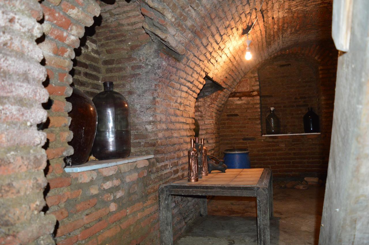 Terasa Mtacminda Appartement Tbilisi Buitenkant foto
